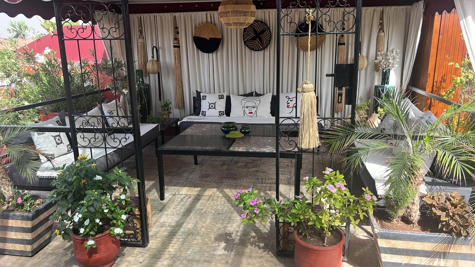 Dar L'Hna Apartment Marrakesh Bagian luar foto