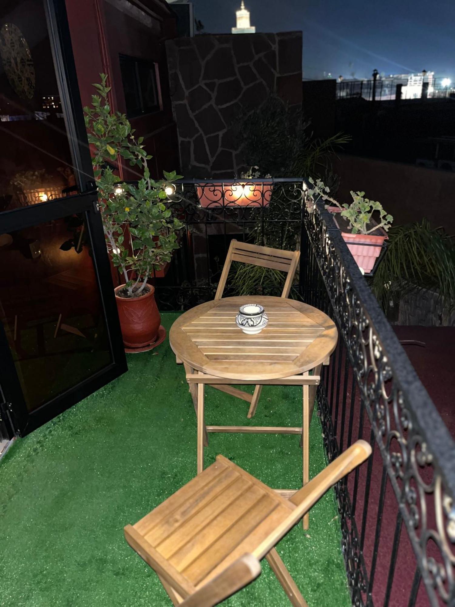 Dar L'Hna Apartment Marrakesh Bagian luar foto